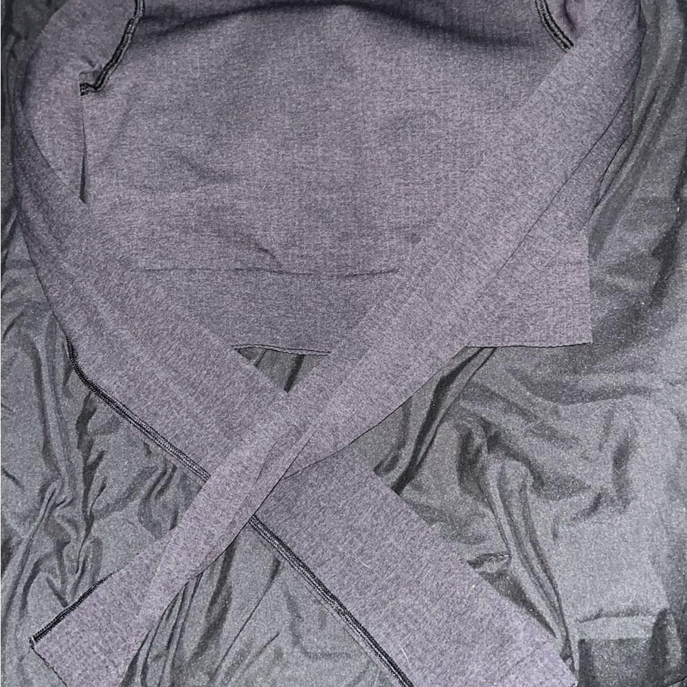 lululemon athletica grey Crop Top